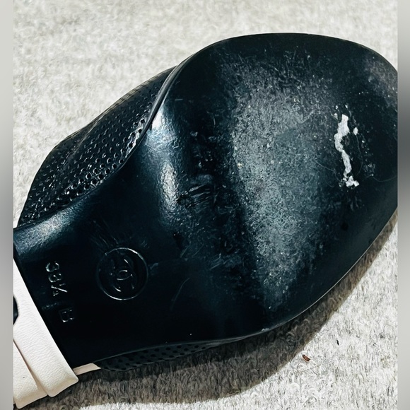 CHANEL heels with a leather ankle ties size 38.5 - Picture 15 of 15